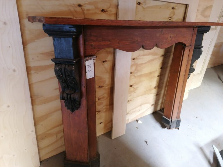 schouw hout € 245,-